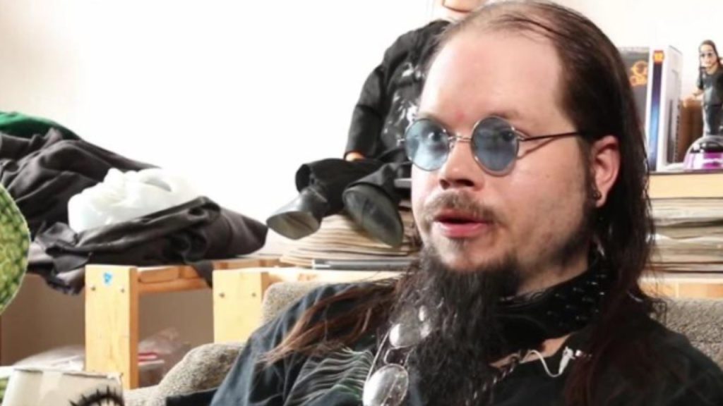 Fans paying tribute to KingCobraJFS online, sharing memories and videos after his passing.