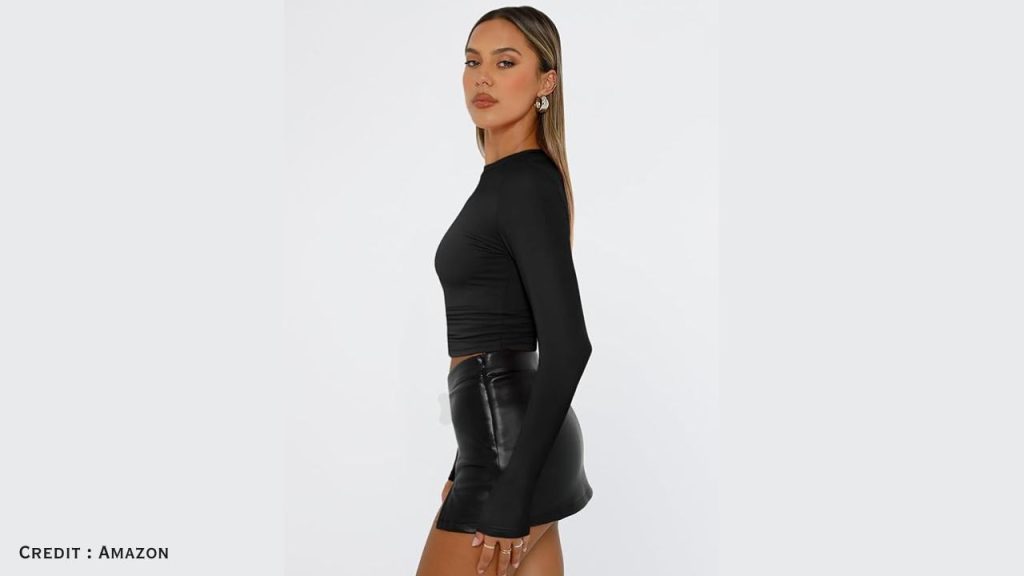 Stylish black long sleeve crop top for women – front view