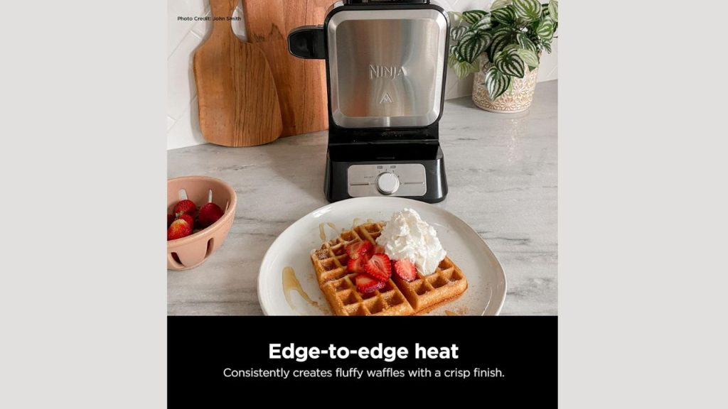 Ninja BW1001 waffle maker browning control with 5 shade settings