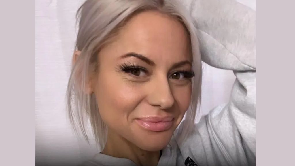 Kelsey Bateman smiling in a close-up portrait