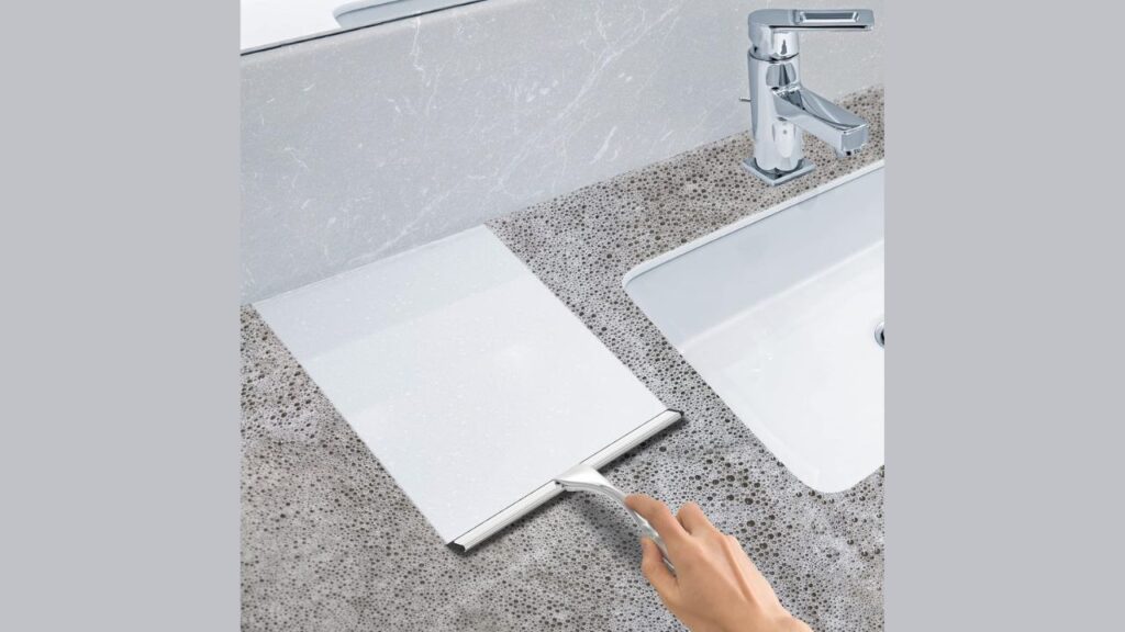 Docrok Shower Squeegee cleaning hack