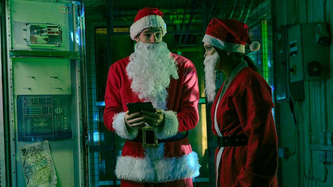 Jingle Bell Heist: Your First Look at Netflix’s Holiday Heist Rom-Com Movie