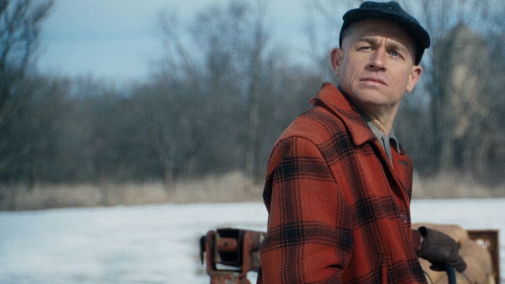 Monster: The Ed Gein Story netflix series scene