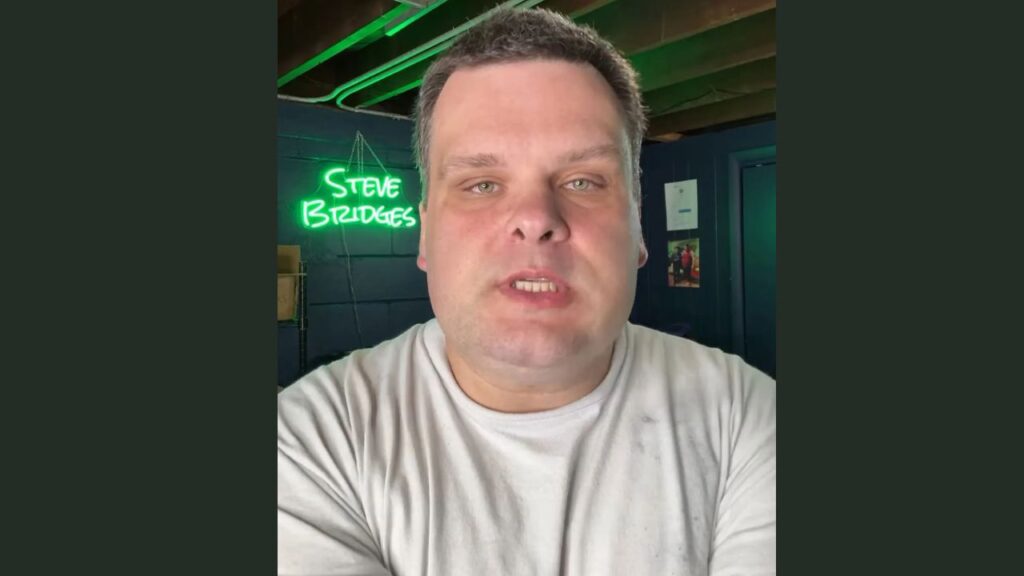 Steve Bridges on tiktok live